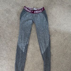 Gym shark tights